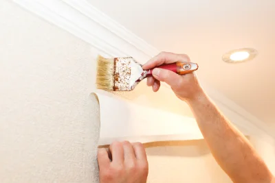 Pose de papier peint à Ternant — revêtements muraux et toiles de verre